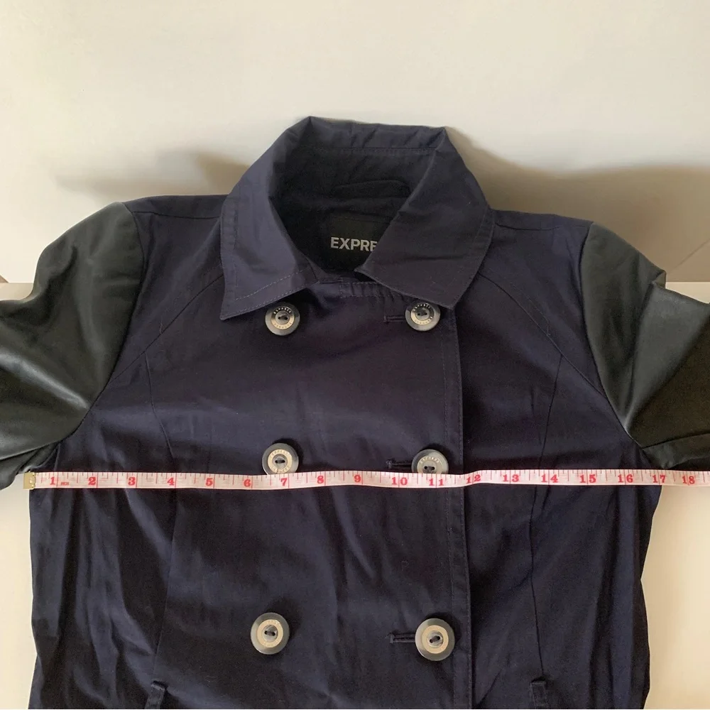 NWT Express Faux Leather Sleeve Trench Coat - Picture 5 of 5